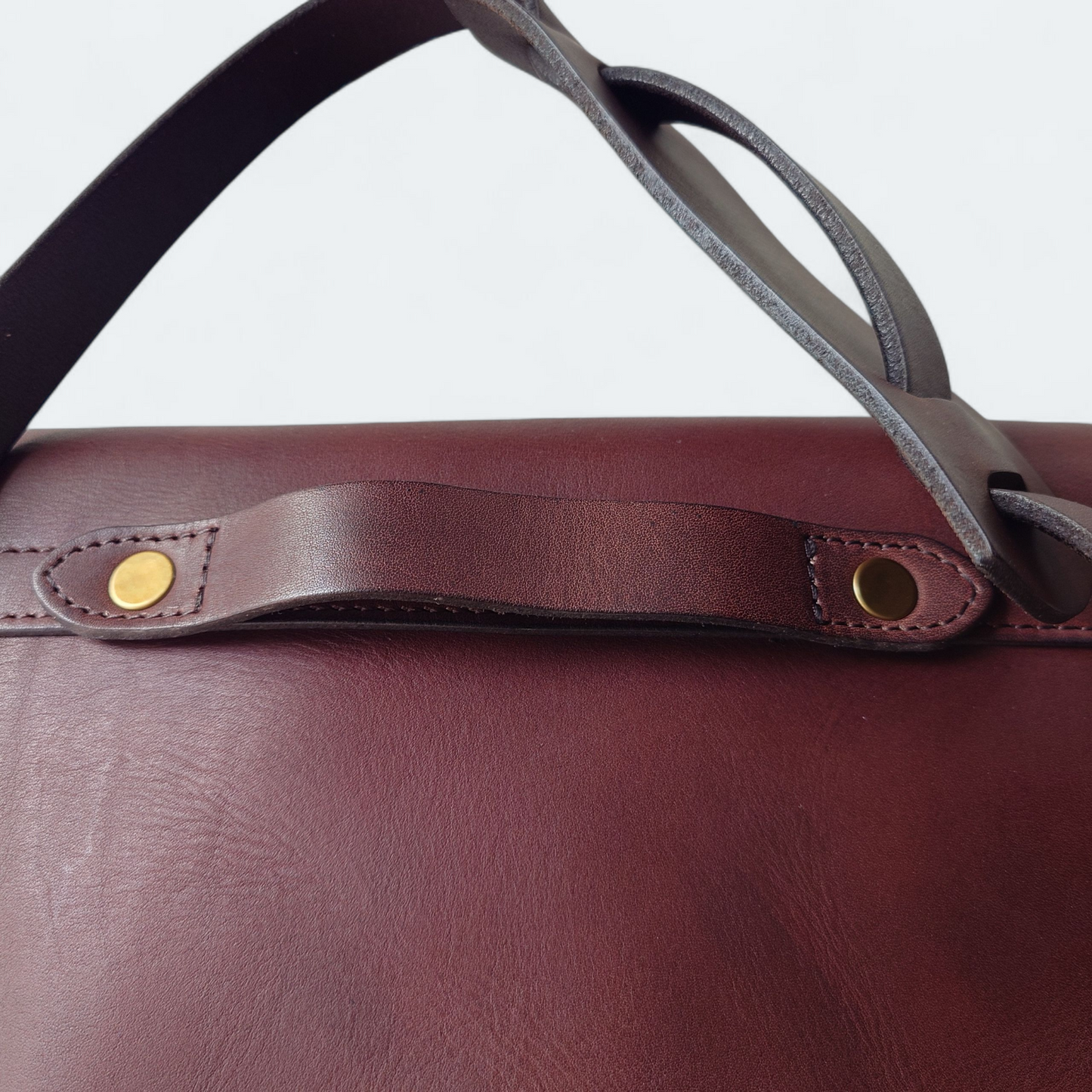VASCO LEATHER POSTMAN SHOULDER BAG ヴァスコ ポストマンレザーバッグ 本革