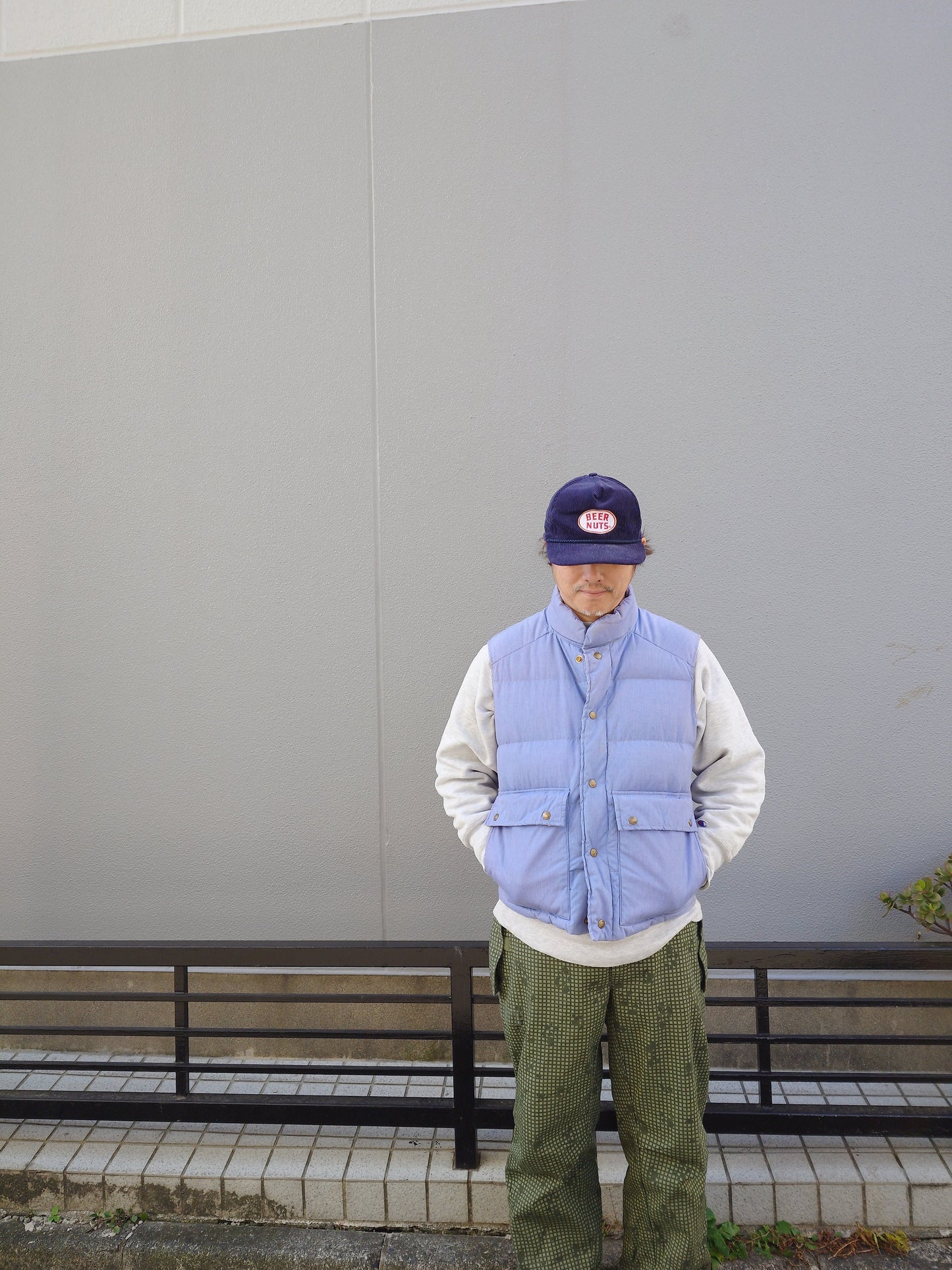 80s EDDIE BAUER down vest sax