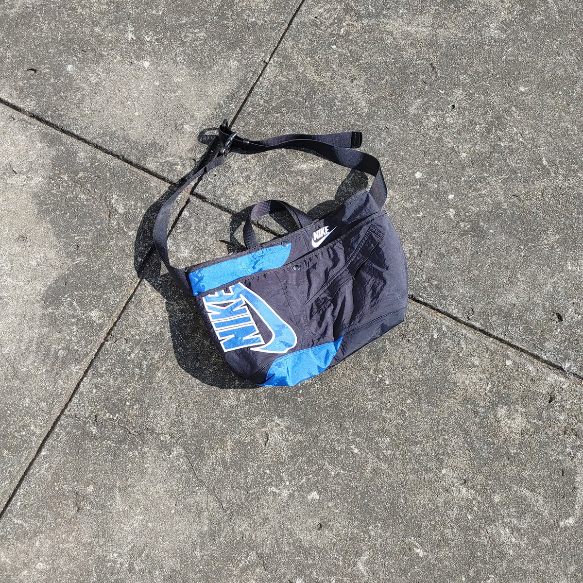 TAHOE NYLONBAG NIKE UPCYCLE ナイキ リメイク ショルダーバッグ – ALLTHAT