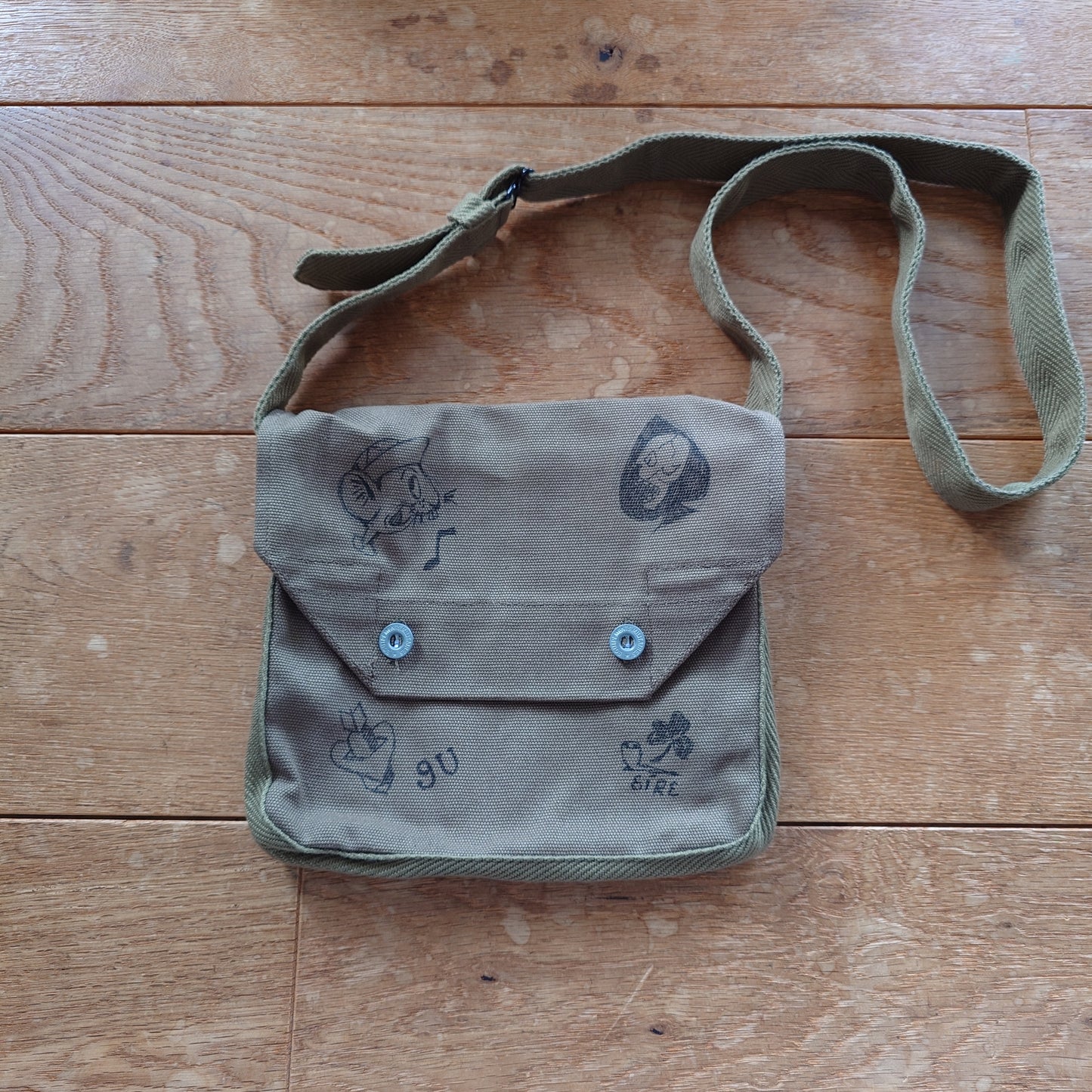 M38 French Breadbag Hand Drawing