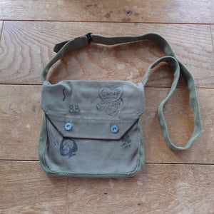 M38 French Breadbag Hand Drawing