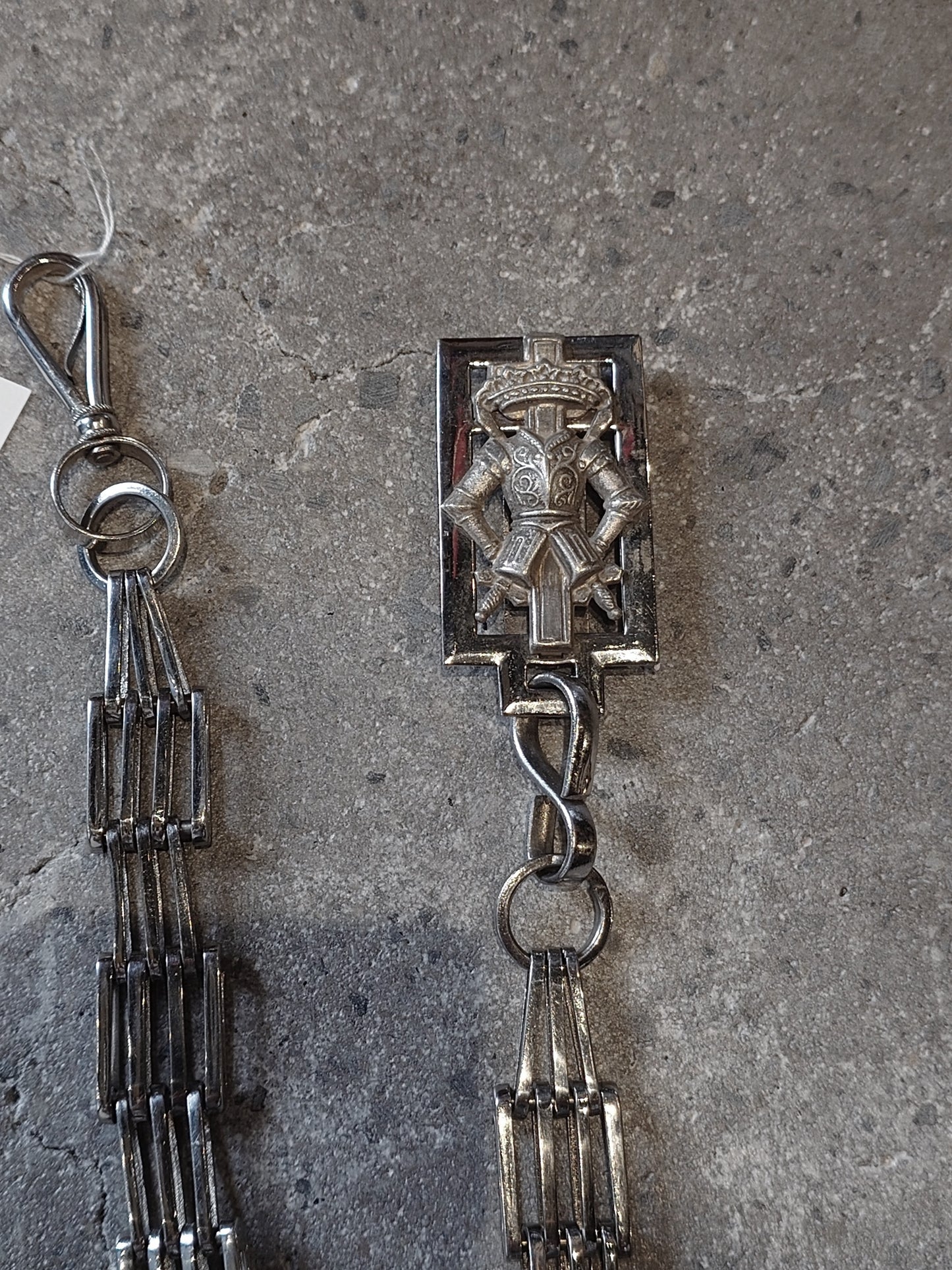FREEMAISON WALLET CHAIN