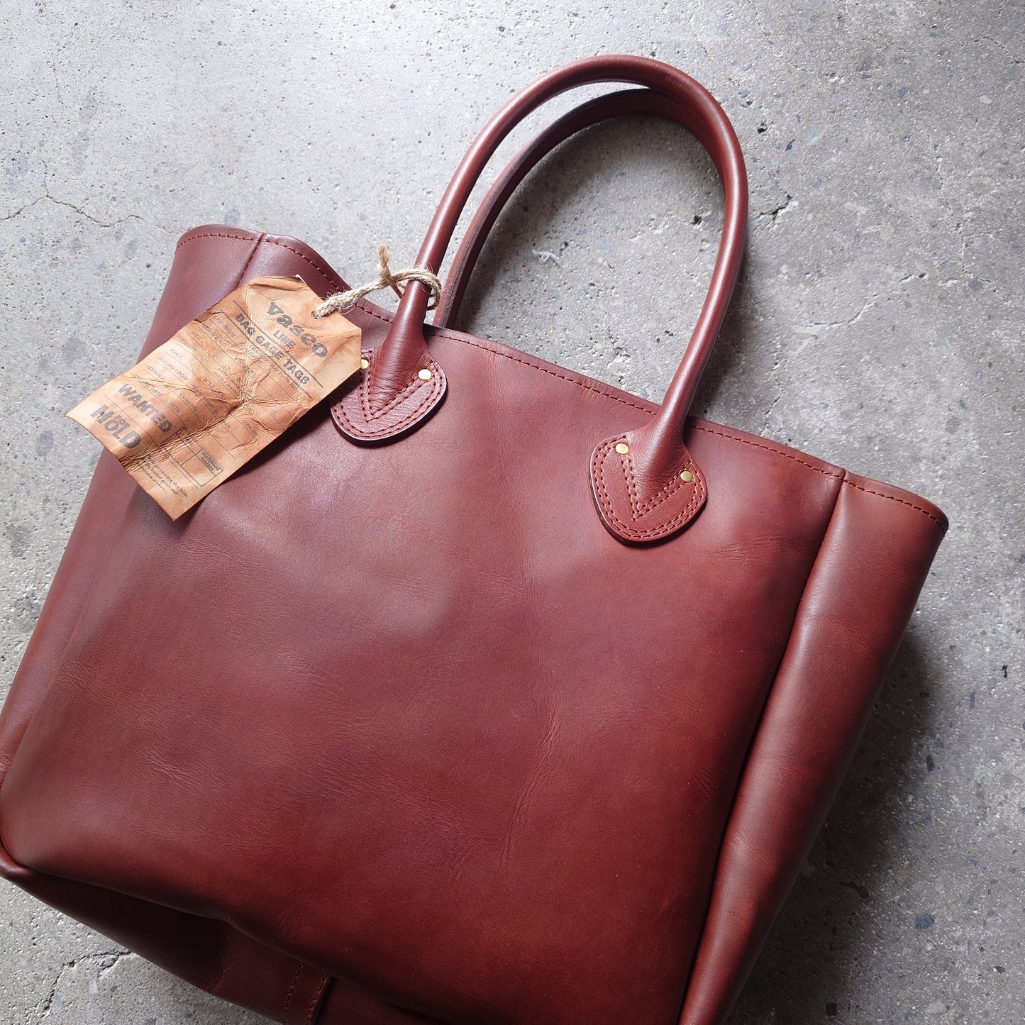 VASCO LEATHER OLD TOTE BAG-LARGE ヴァスコ　レザートートバッグ
