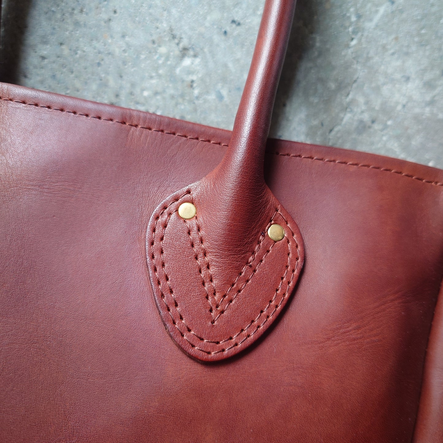 VASCO LEATHER OLD TOTE BAG-LARGE ヴァスコ　レザートートバッグ