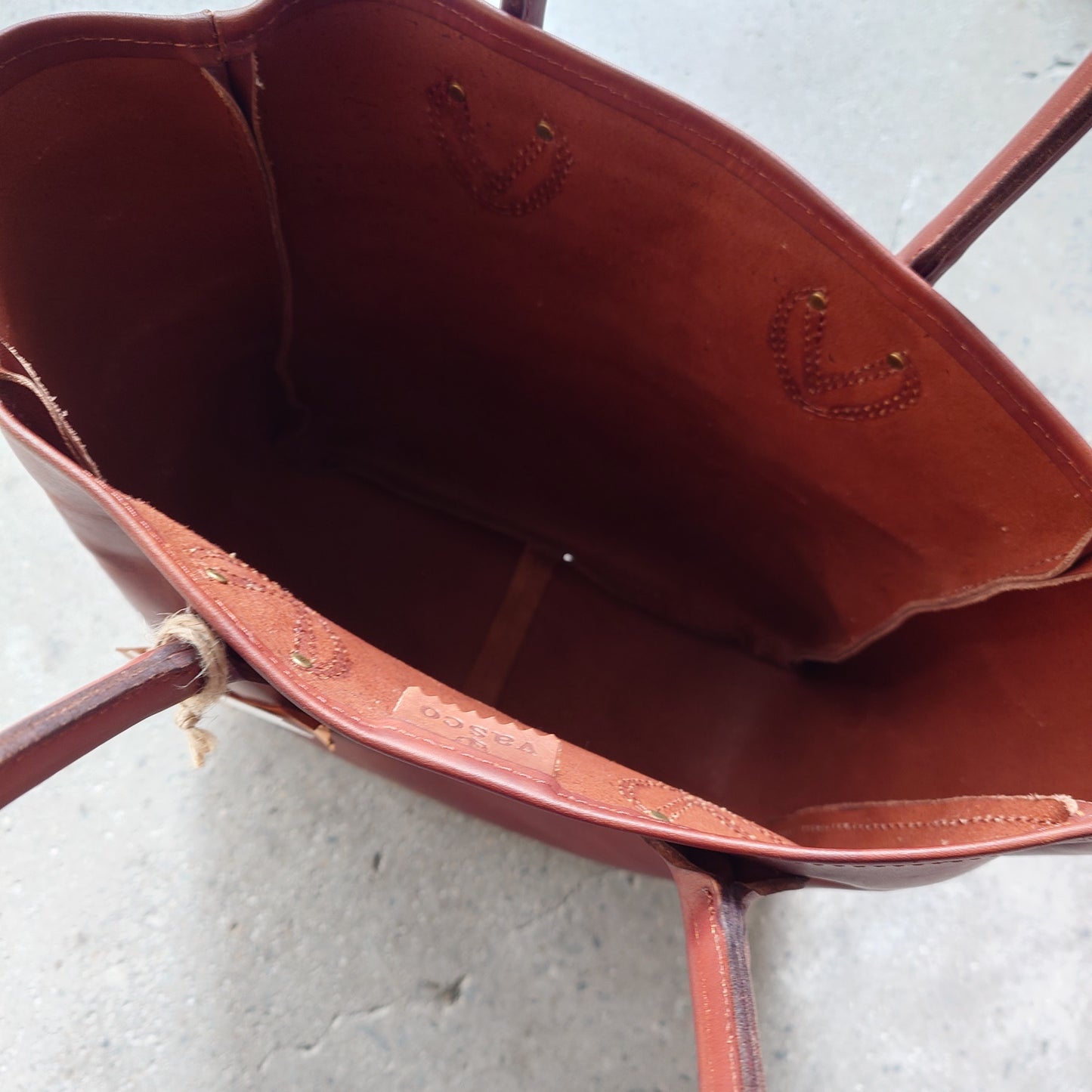 VASCO LEATHER OLD TOTE BAG-LARGE ヴァスコ　レザートートバッグ