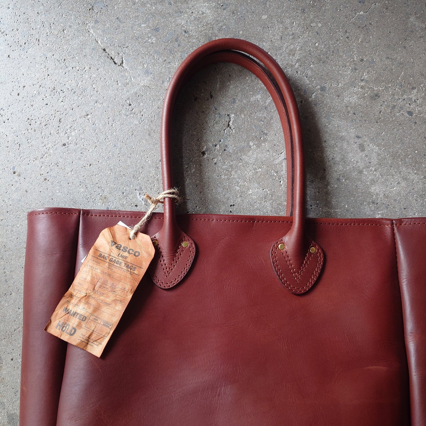 VASCO LEATHER OLD TOTE BAG-MIDIUM　ヴァスコ　レザートートバッグ