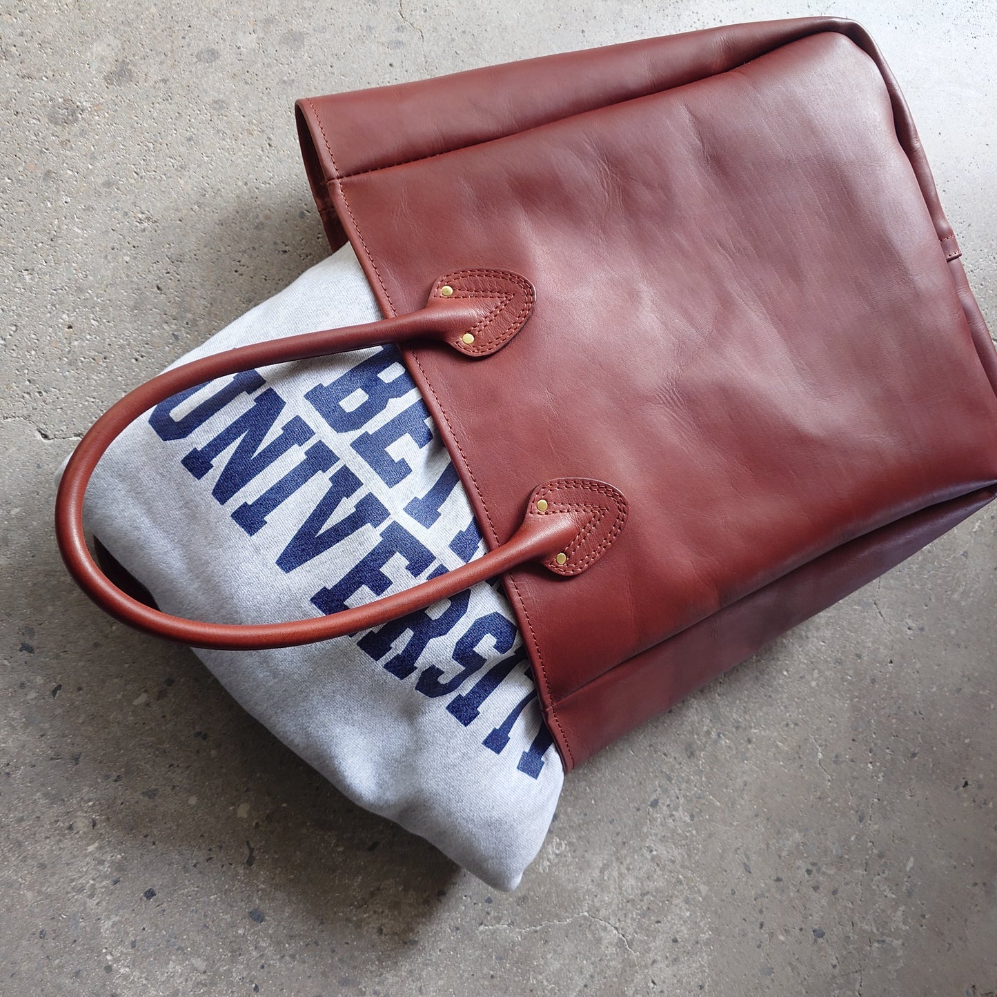 VASCO LEATHER OLD TOTE BAG-MIDIUM　ヴァスコ　レザートートバッグ