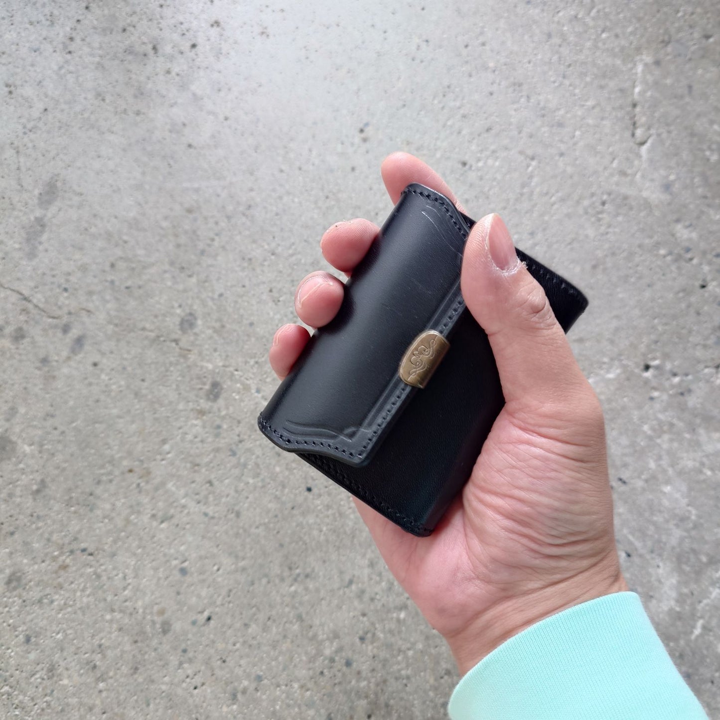 Dual サドルプルアップ コンパクトウォレット[DCr-1040]　池之端銀革店　本革財布