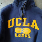 画像をギャラリービューアに読み込む, JANSPORTS drivers sweat UCLA ジャンスポーツ　ハーフジップ　カレッジロゴ　スウエット　M
