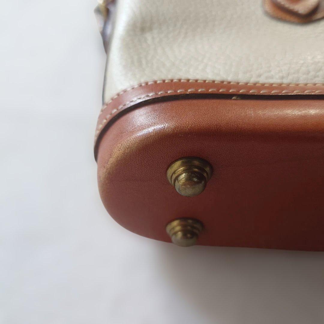 Dooney & Bourke Leather shoulder bag ショルダーバッグ USA製 ホワイト