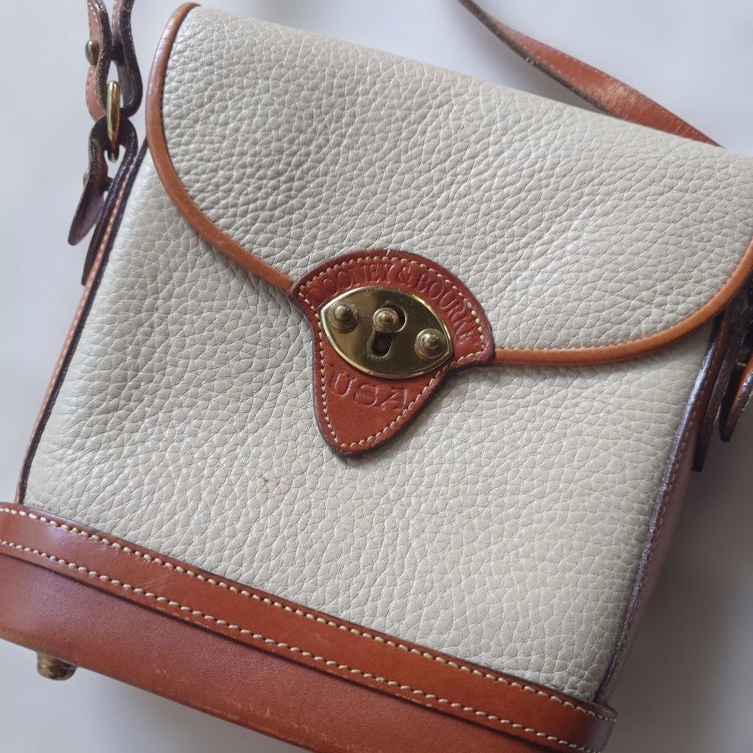 Dooney & Bourke Leather shoulder bag ショルダーバッグ USA製 ホワイト