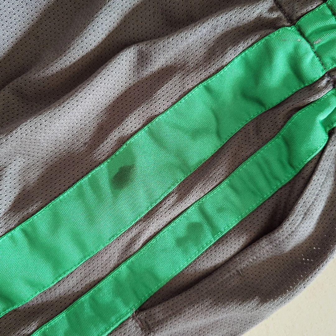 Used NIKE Trackpants 古着　ナイキ　トラックパンツ　ジャージパンツ M　海外仕様