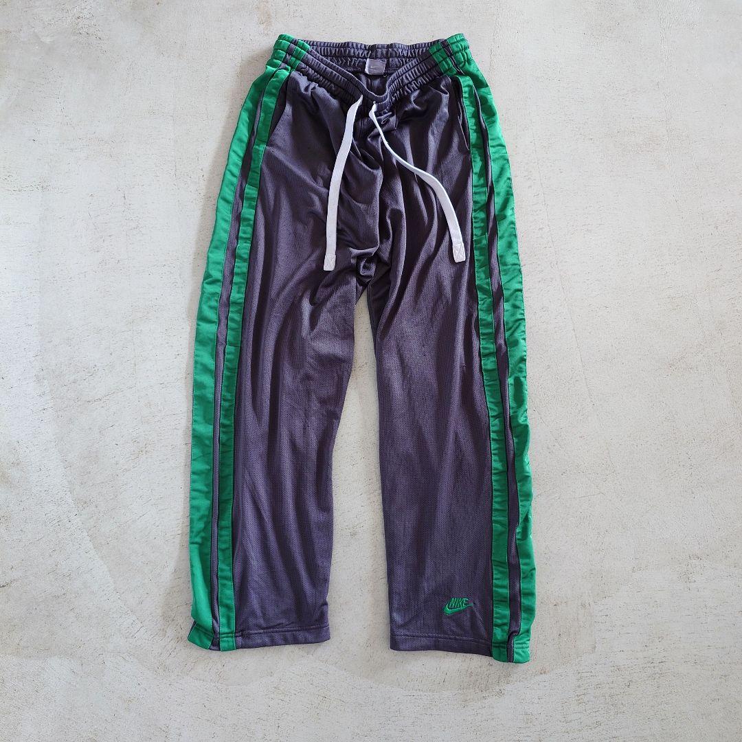 Used NIKE Trackpants 古着　ナイキ　トラックパンツ　ジャージパンツ M　海外仕様
