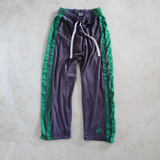 Used NIKE Trackpants 古着　ナイキ　トラックパンツ　ジャージパンツ M　海外仕様
