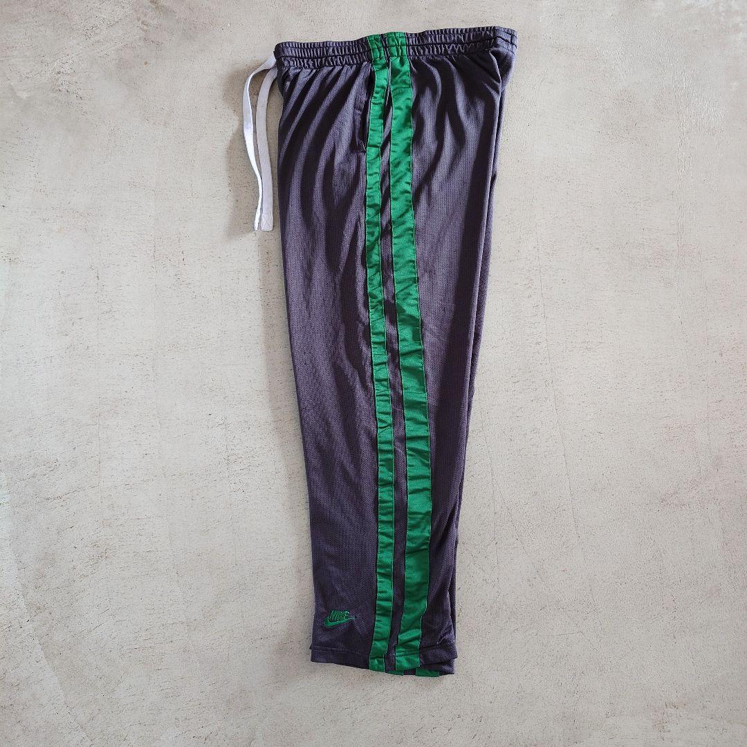 Used NIKE Trackpants 古着　ナイキ　トラックパンツ　ジャージパンツ M　海外仕様