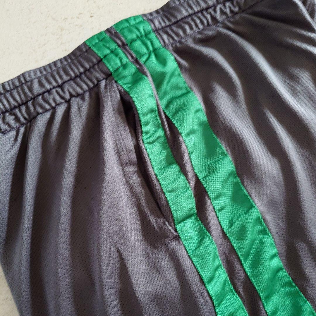 Used NIKE Trackpants 古着　ナイキ　トラックパンツ　ジャージパンツ M　海外仕様