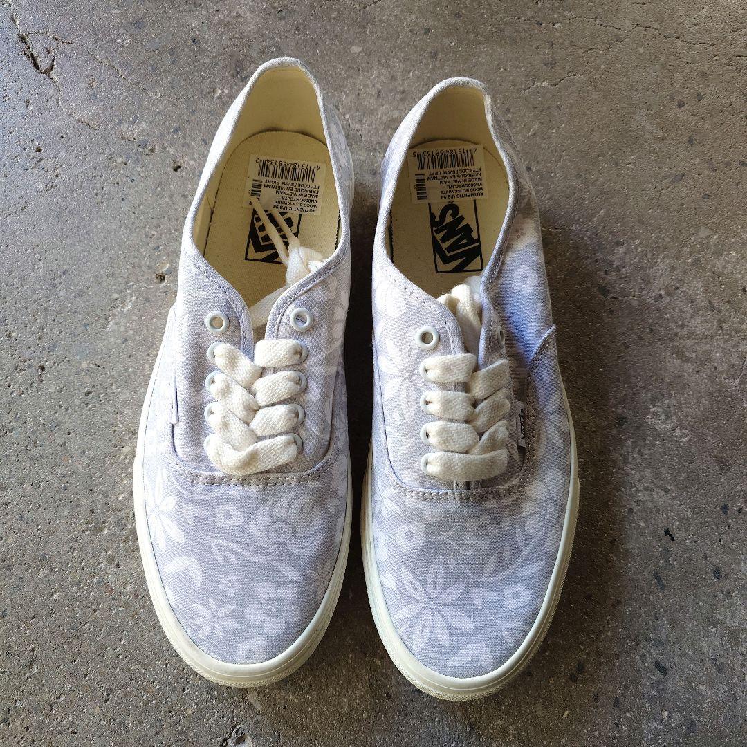 新品未使用　VANS US企画　9インチ　オーセンティック　フラワー