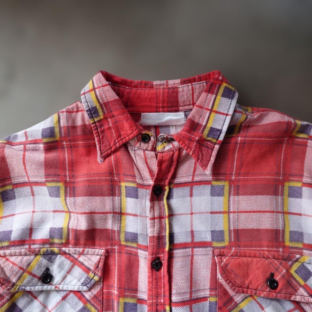 old print flannel shirts M
