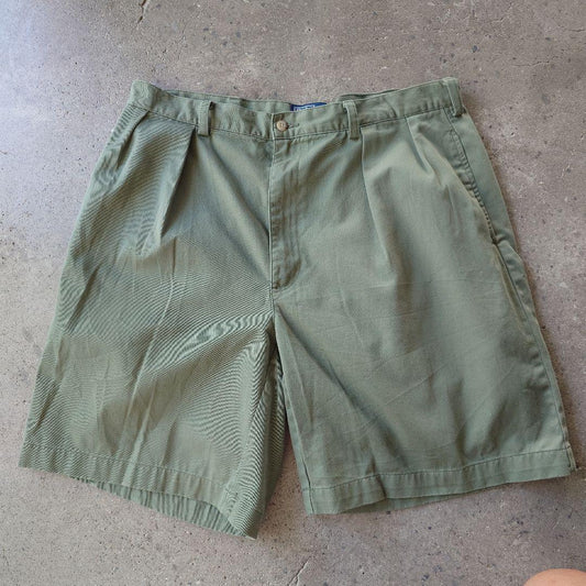 90s poloralphalauren tuck chino shorts w38