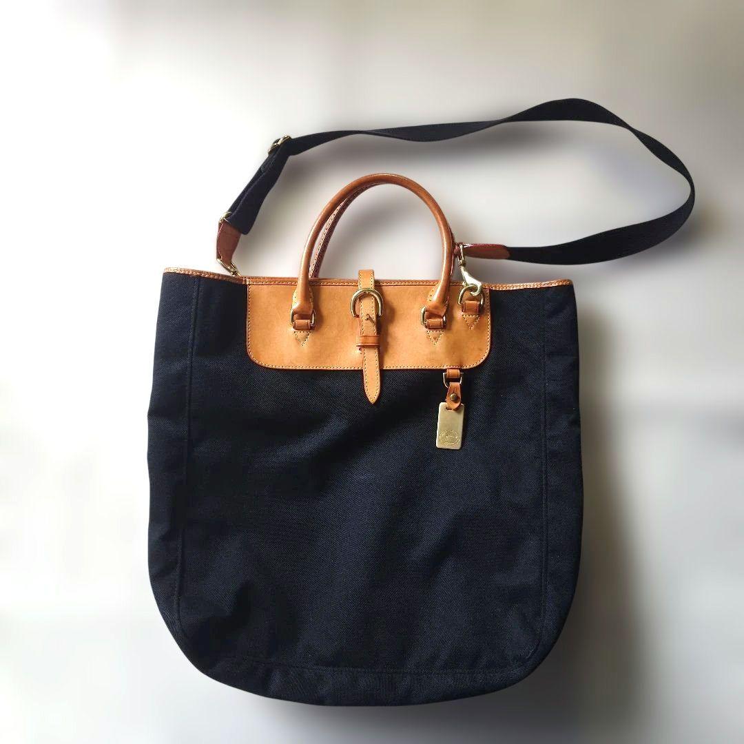 Dooney & Bourke 2way campus leather bag made in USA