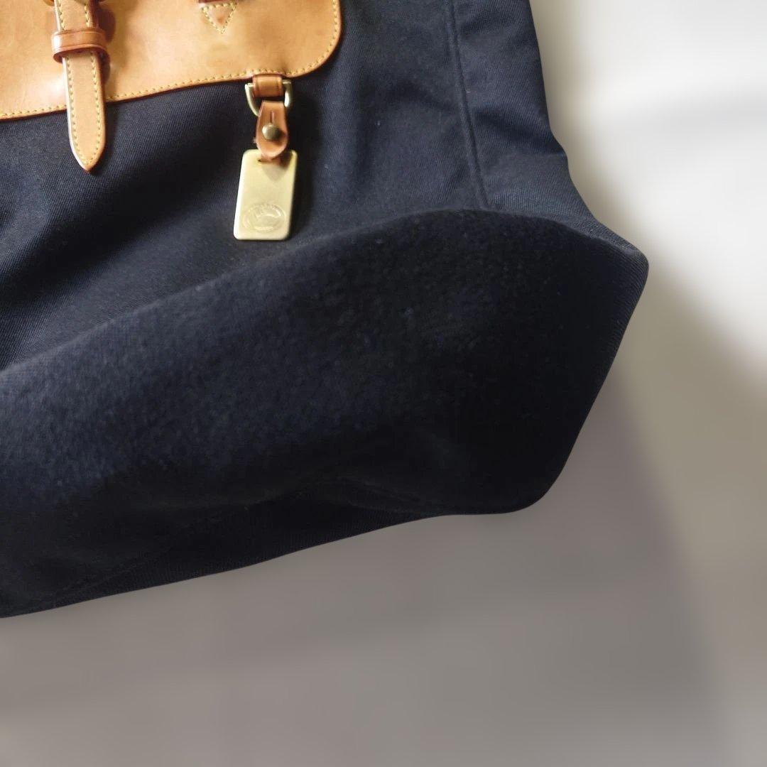 Dooney & Bourke 2way campus leather bag made in USA