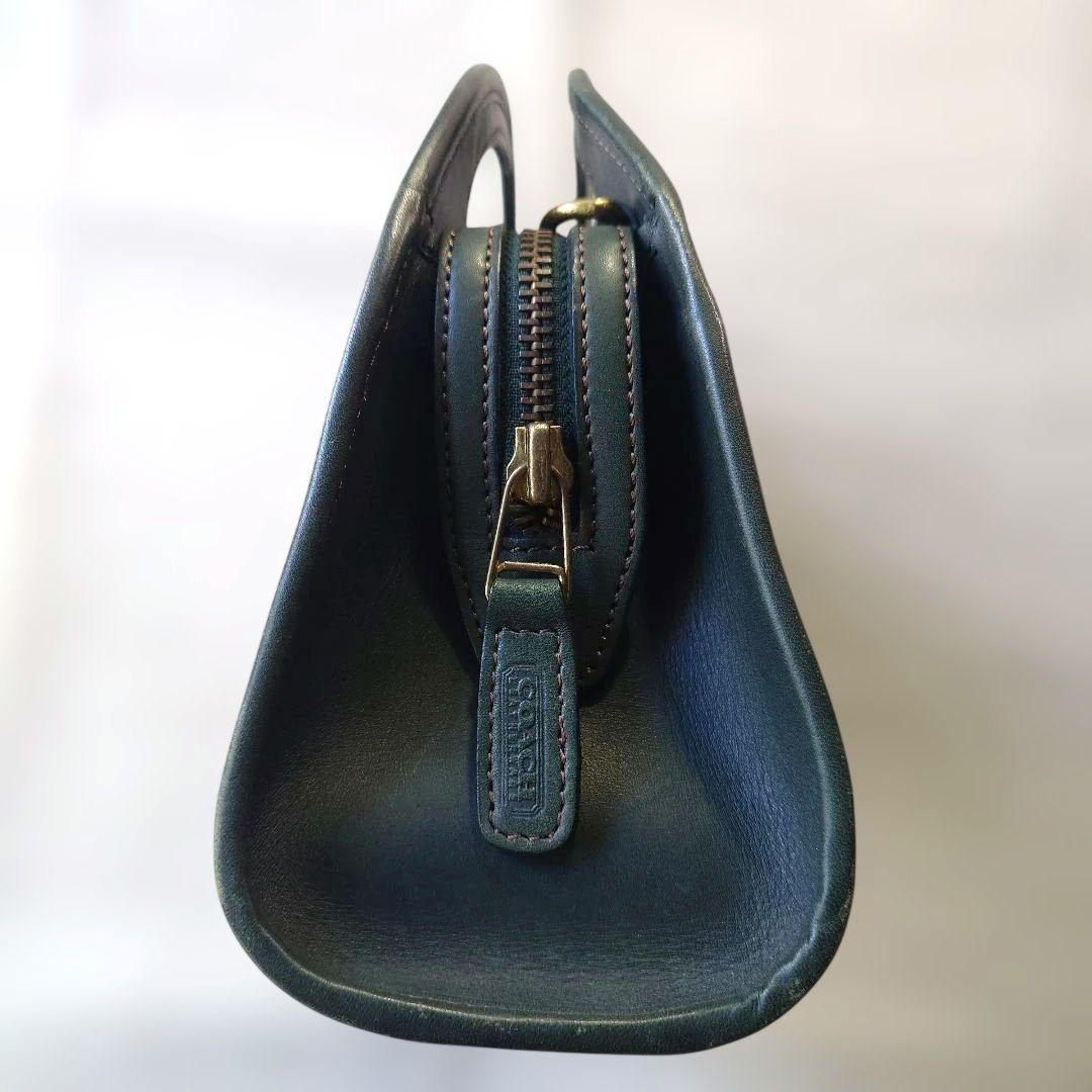 OLD COACH halfmoon leather bag