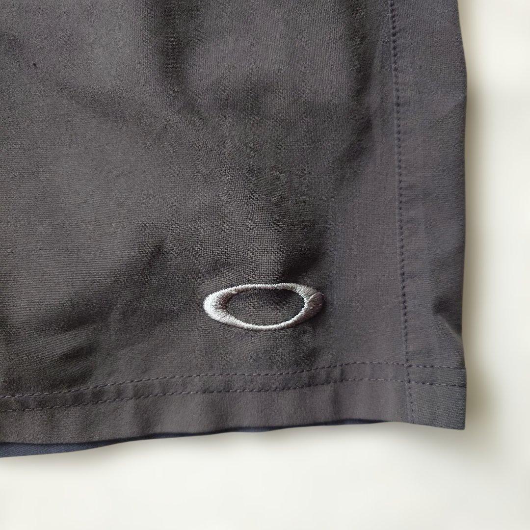 OAKLEY shorts W33 black