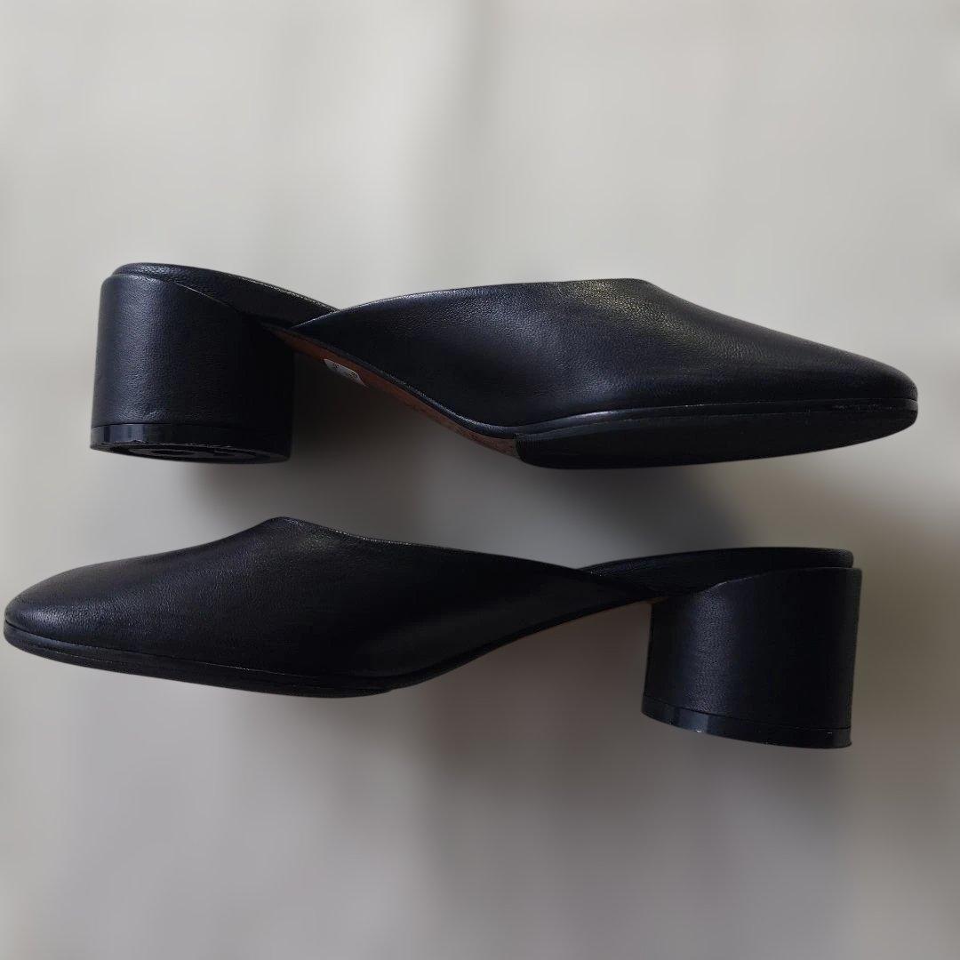 MM6  women leather sandale 36 1/2