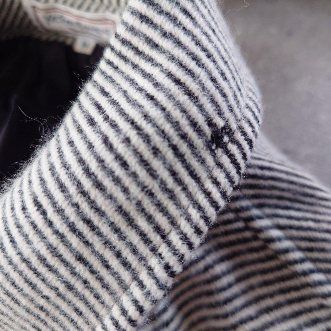 Yves Saint Laurent   wool over coat M