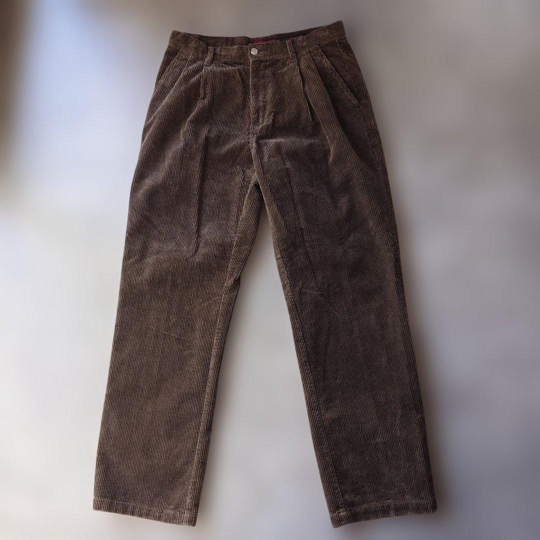 Used 8weel cord wide tuck pants w32