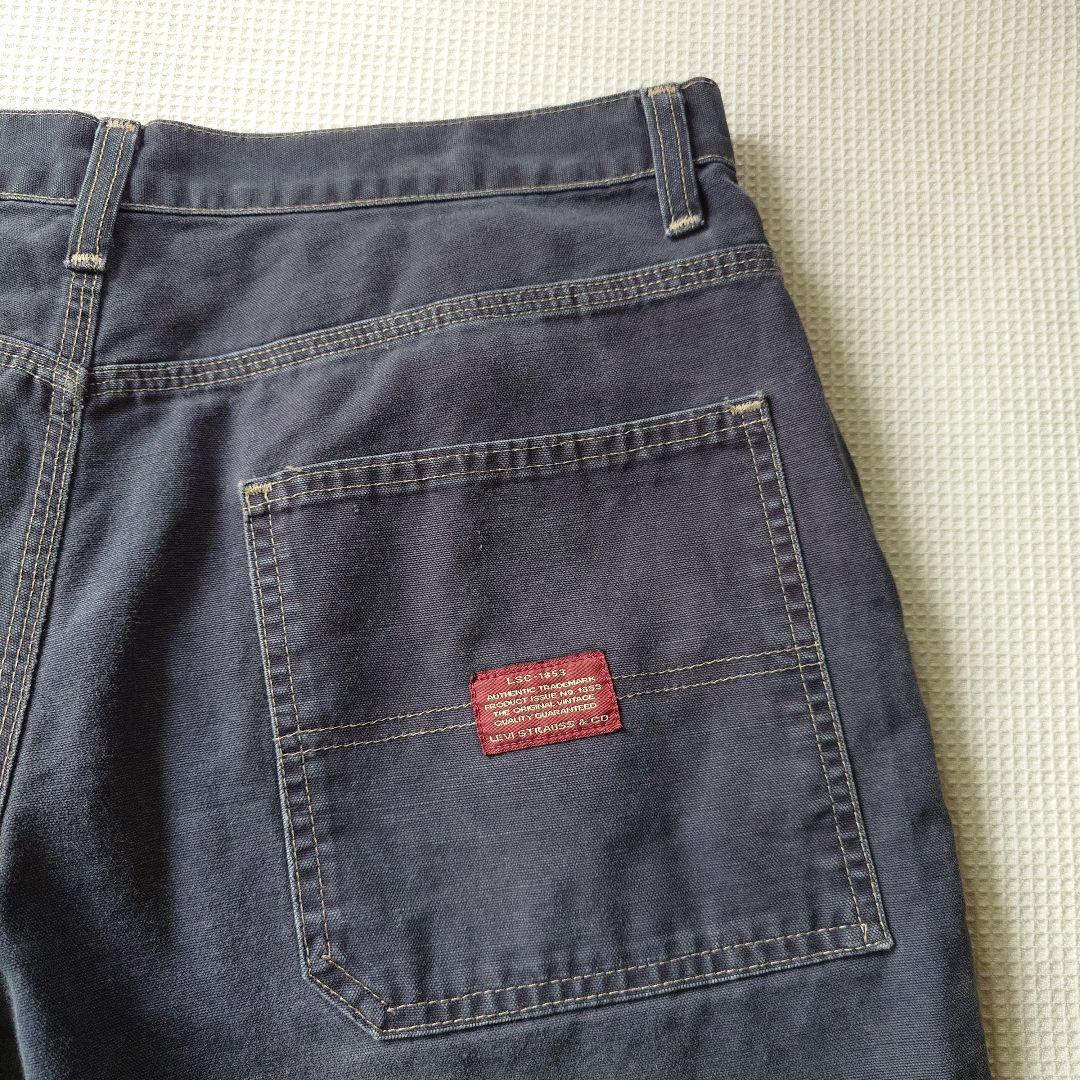 Levis duck shorts W36