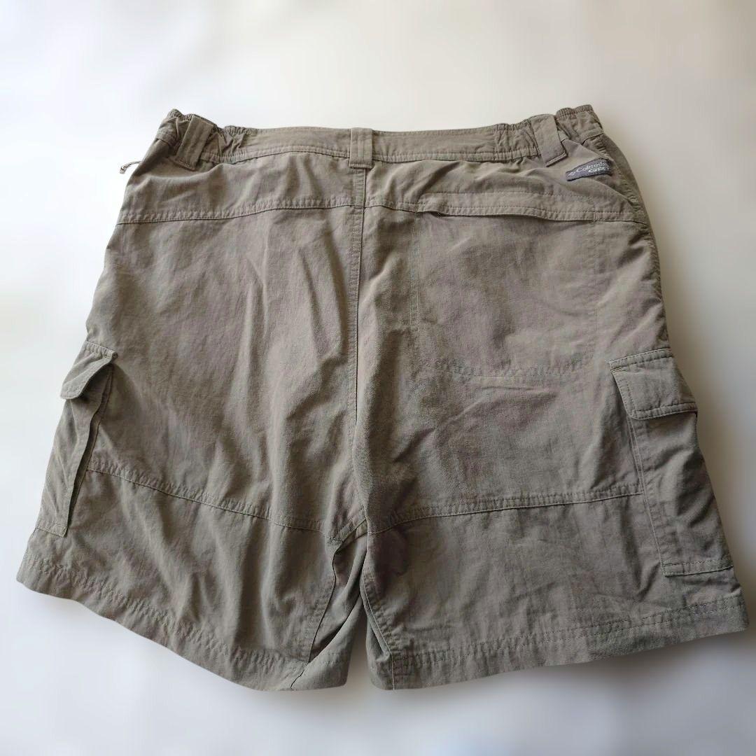 COLUMBIA omni teck shorts L