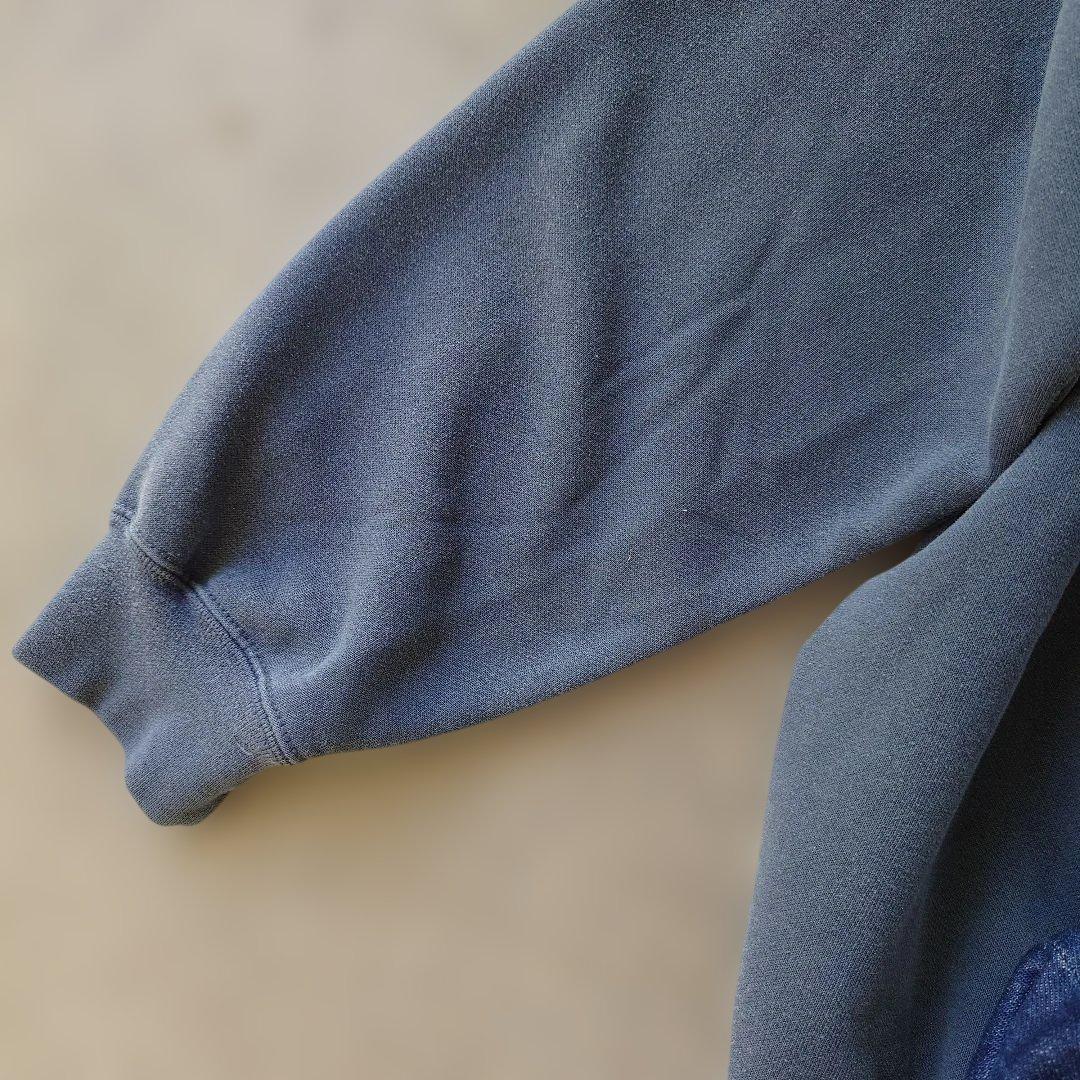 CARHARTT sweat 企業logo