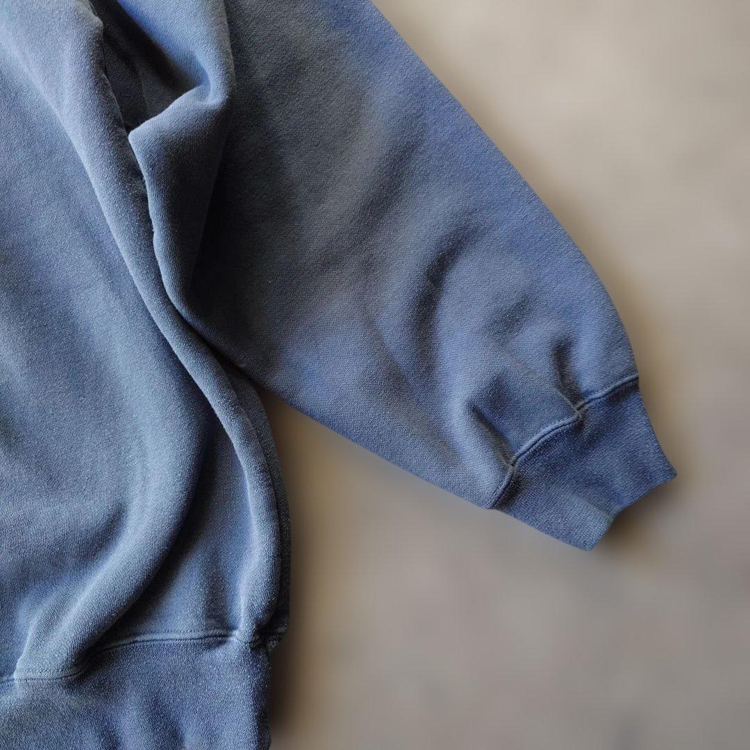 CARHARTT sweat 企業logo