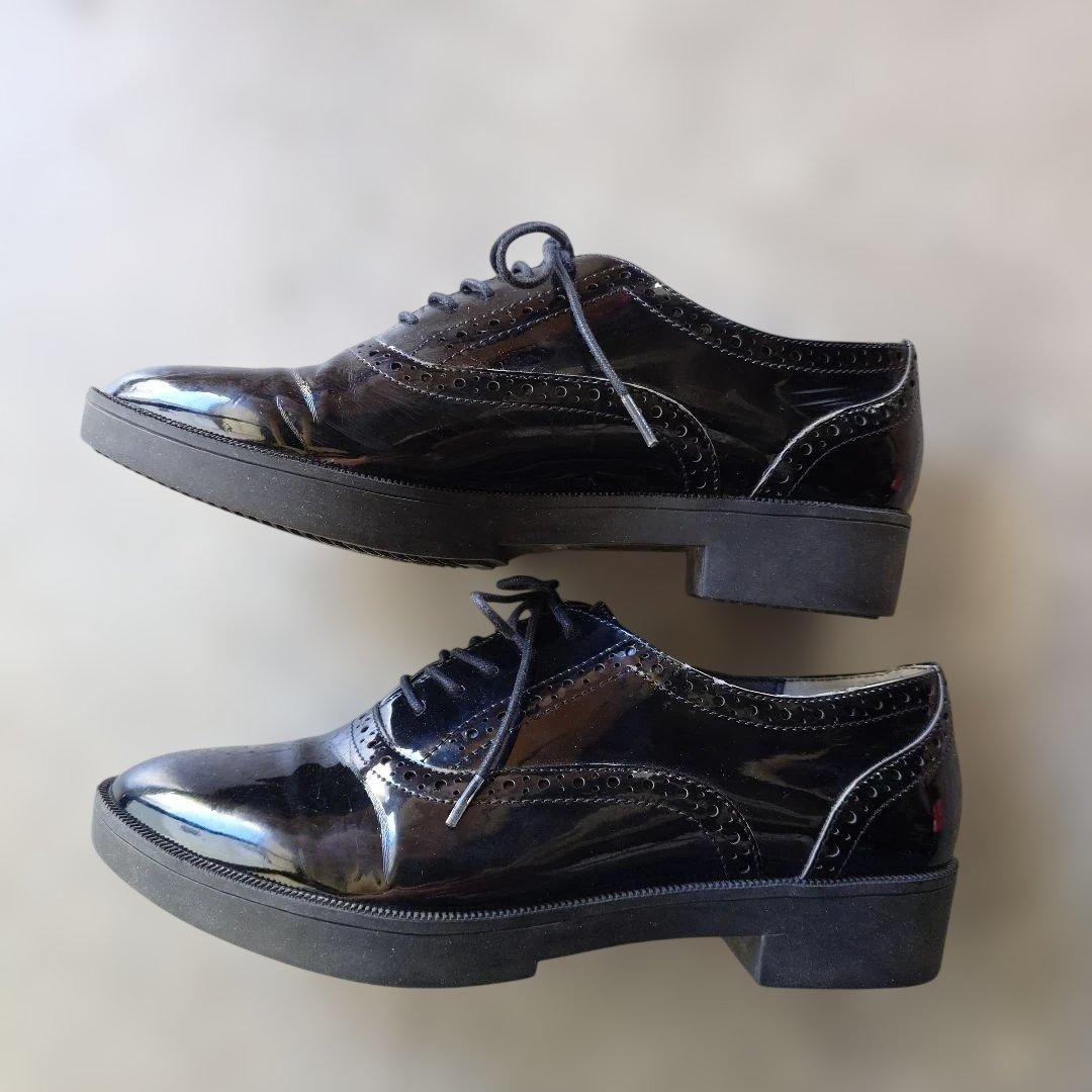 agnes b  enamel leather shoes 23.5cm