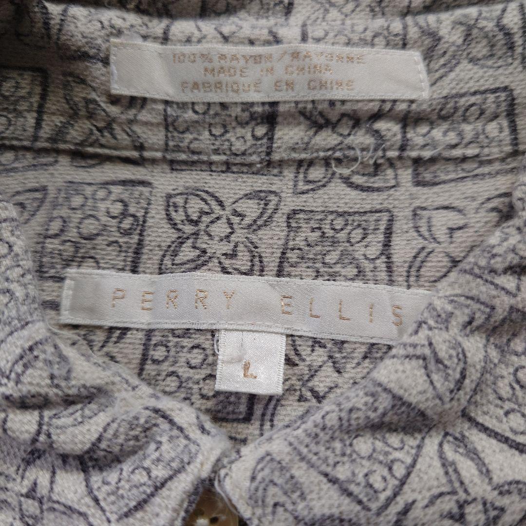 PERRY ELLIS rayon print shirts