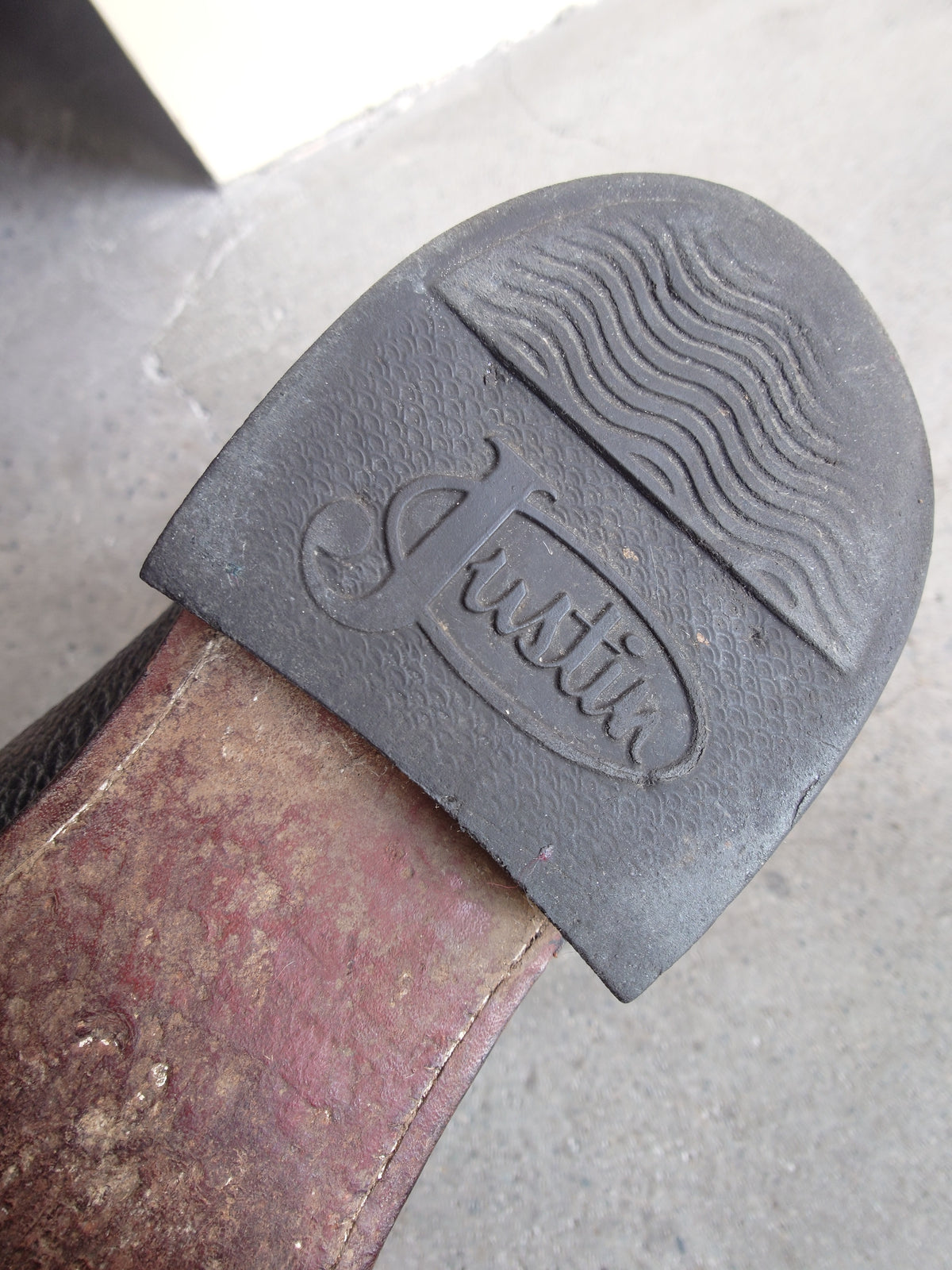 JUSTIN westrn roper boots 81/2inch