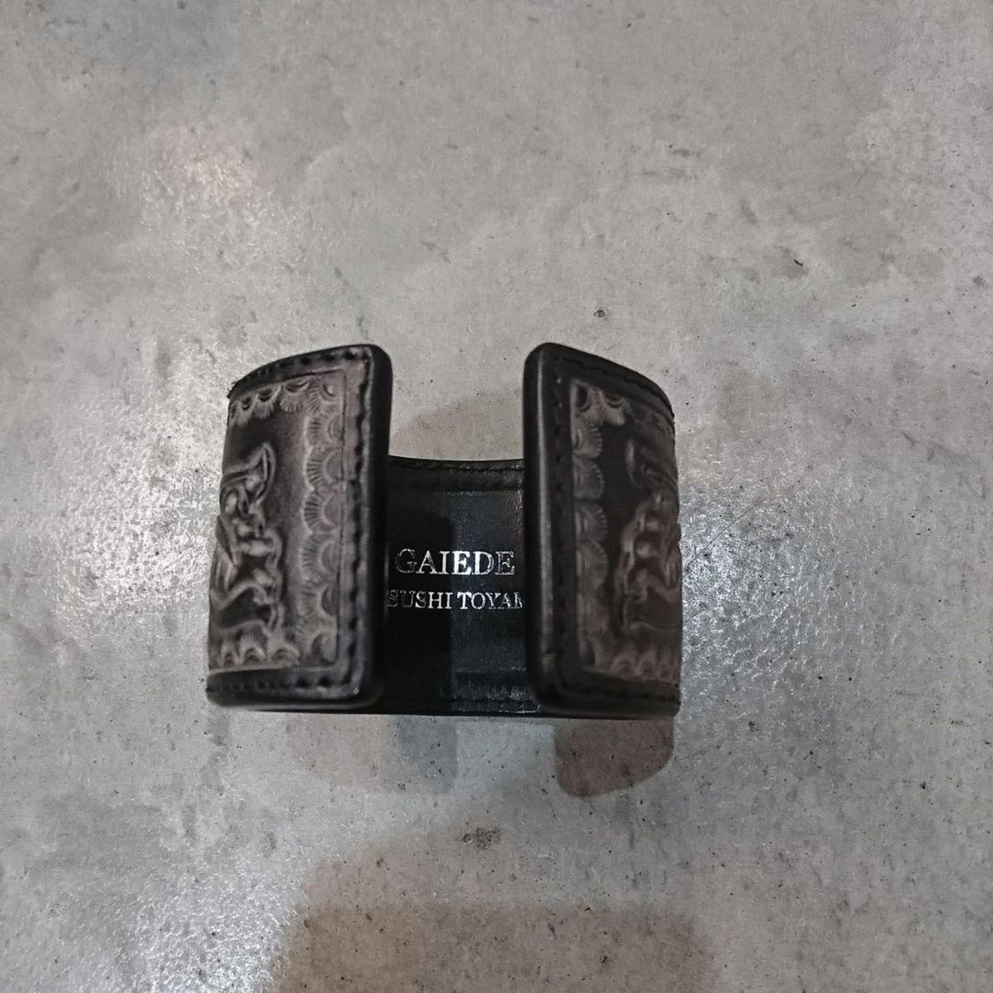 GAIEDE　Leather Carving Bracelet handmade